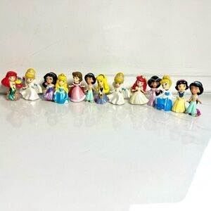 Disney Princesses Zizzliners figurines - set of 12